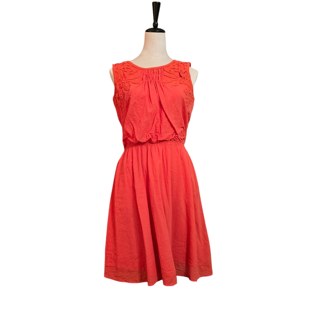 Max Studio Coral Midi Sundress with Pleated Neckline and Sleeveless Design